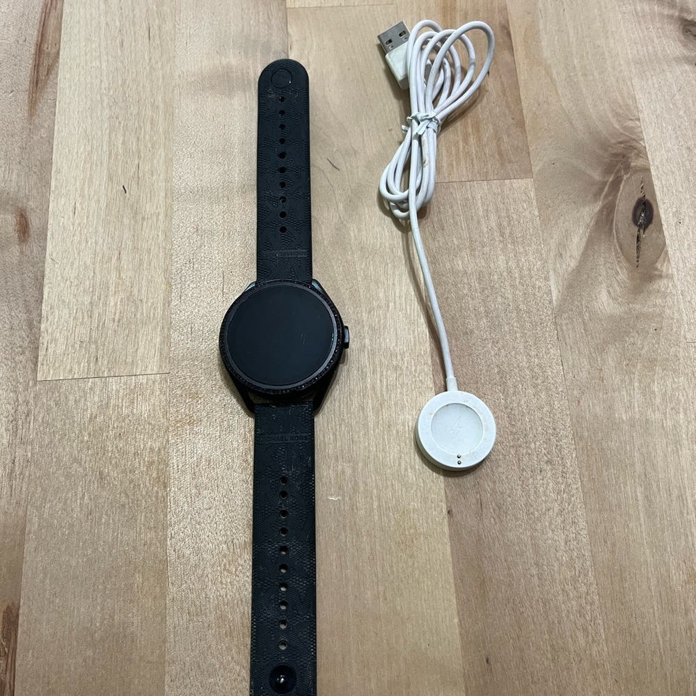 Michael Kors Black Smartwatch with White Charger